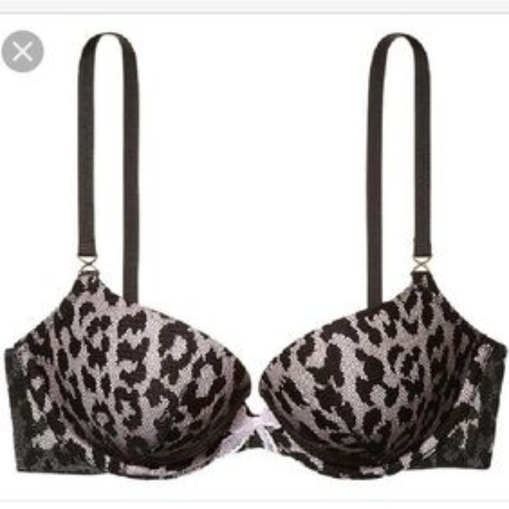 New Victoria’s Secret Very Sexy padded Demi lace bra